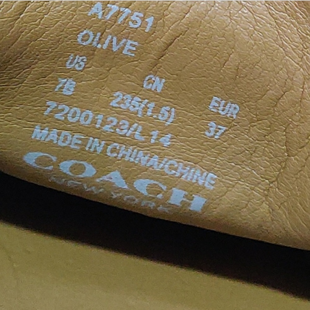 Pebble leather Coach Loafers - Picture 7 of 7